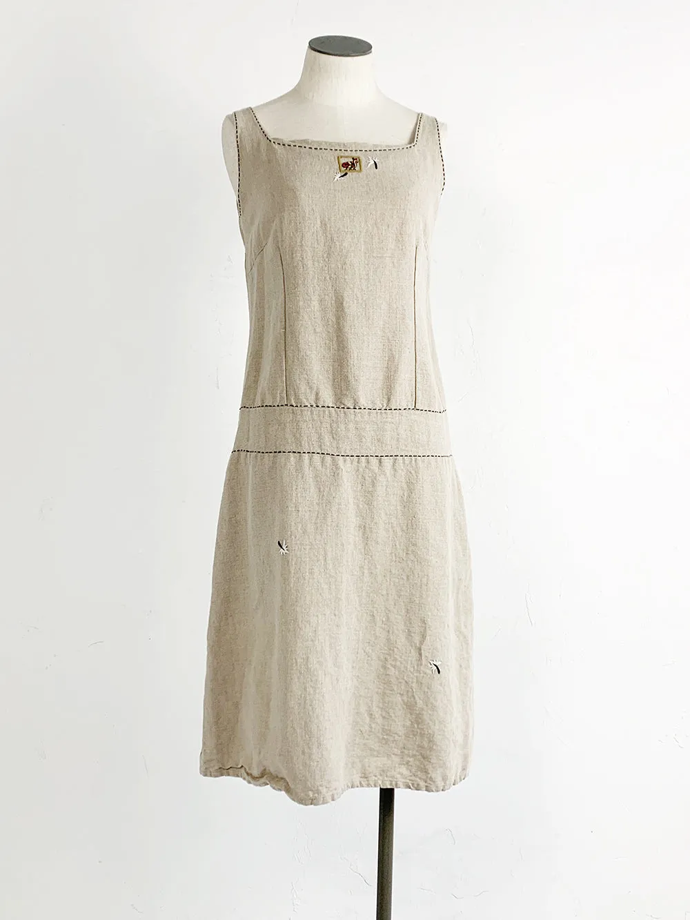 Caro Linen Jumper With Leaf Embroidery Detail