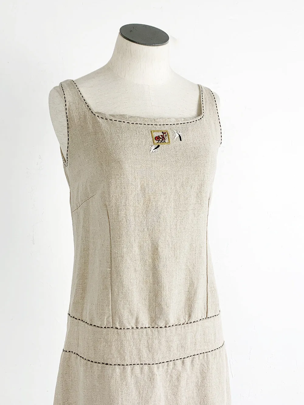 Caro Linen Jumper With Leaf Embroidery Detail