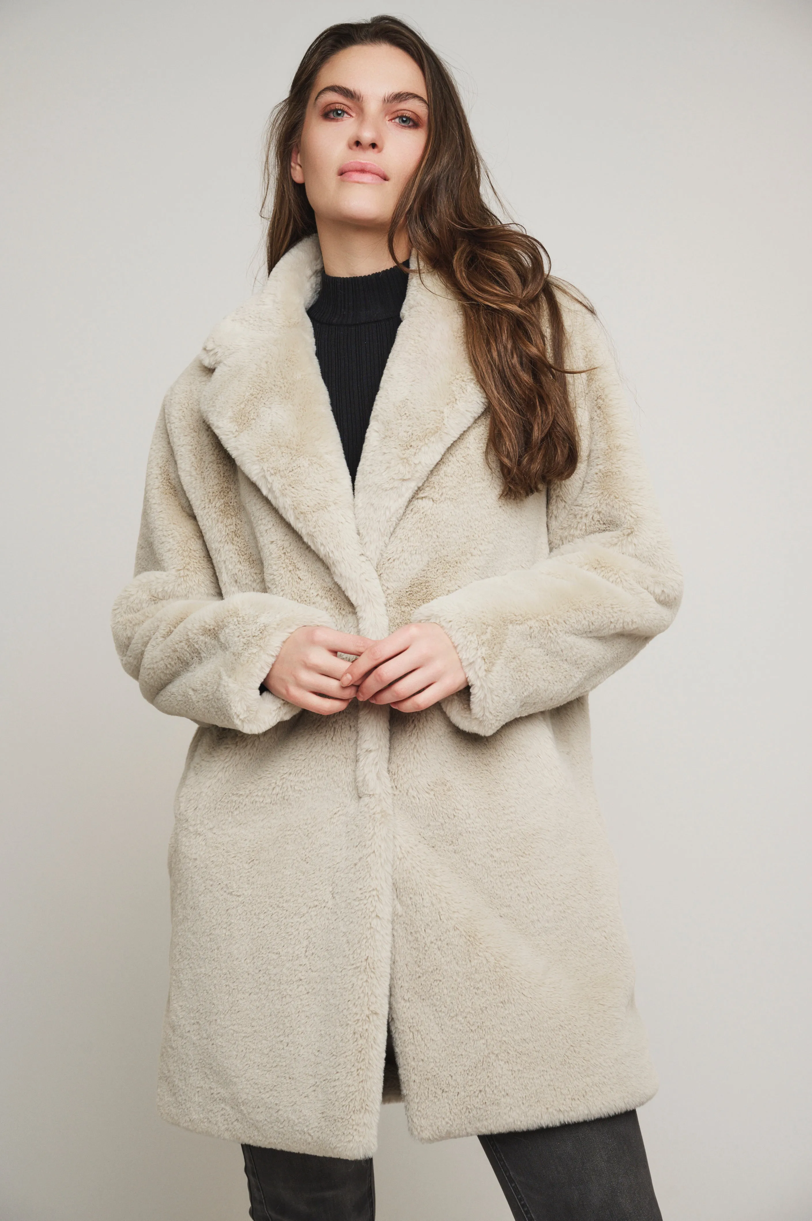 GEPPE MIDI LENGTH FAUX FUR JACKET BIRCH