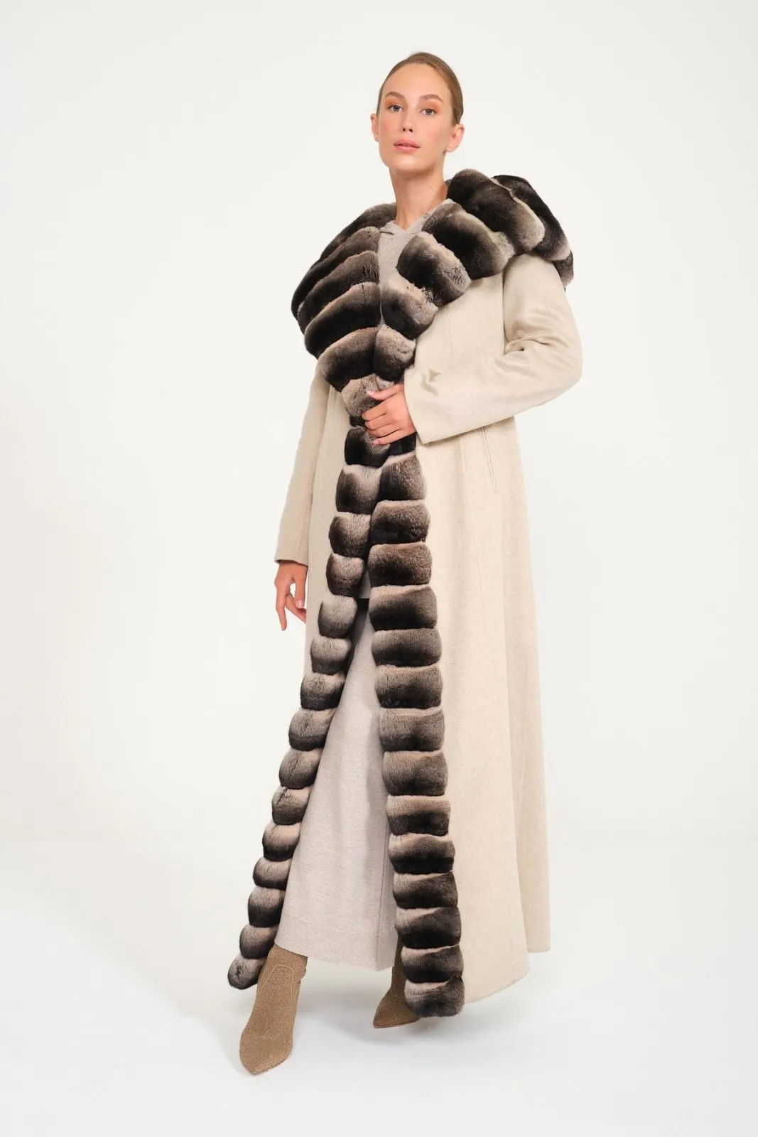 Light Grey / Sand Beige Double Face Cashmere Chinchilla Fur Abaya