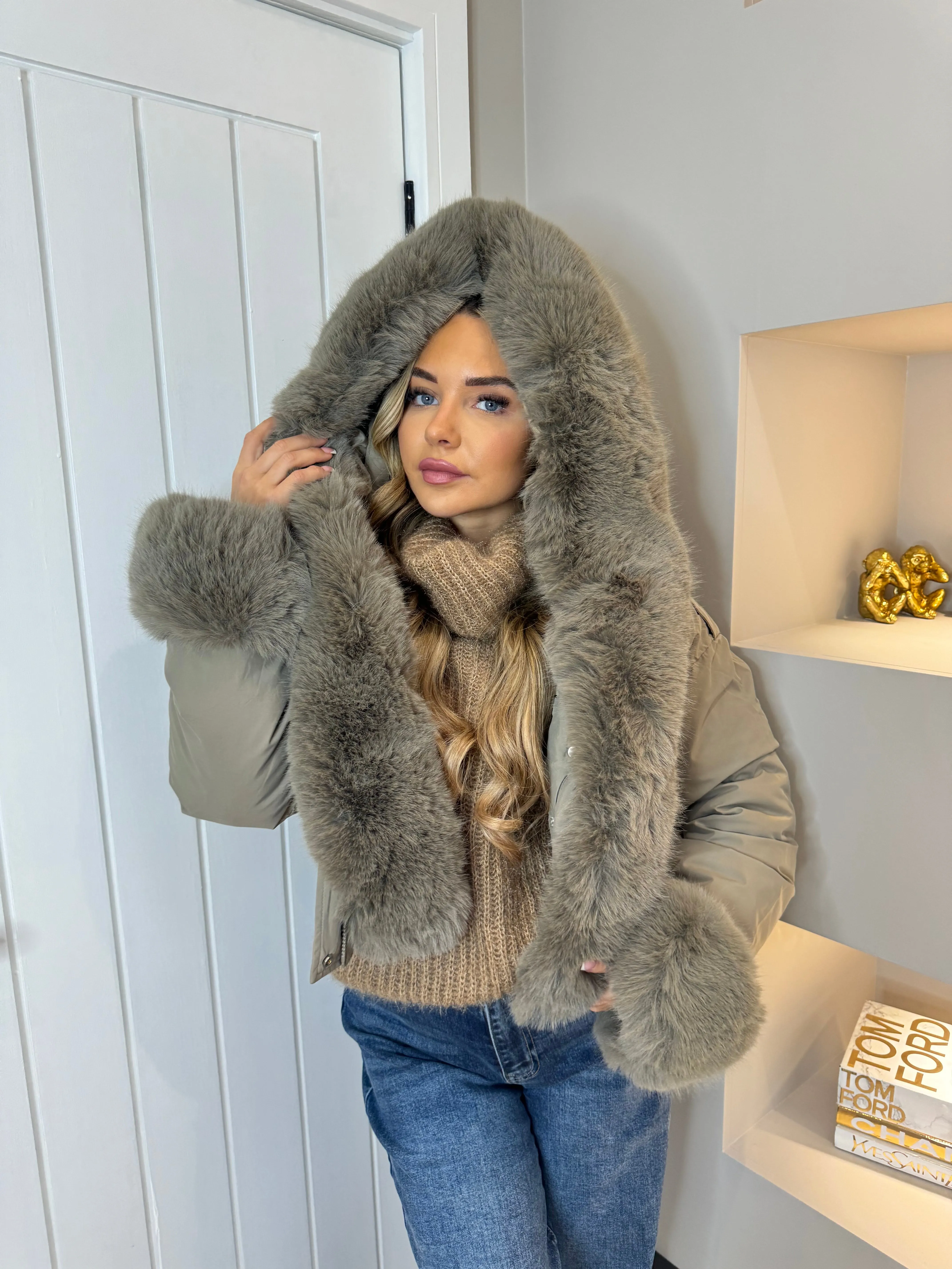 Lydia faux fur coat