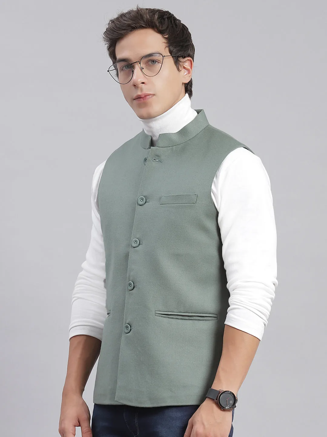 Men Green Solid Mandarin Collar Sleeveless Nehru Jackets