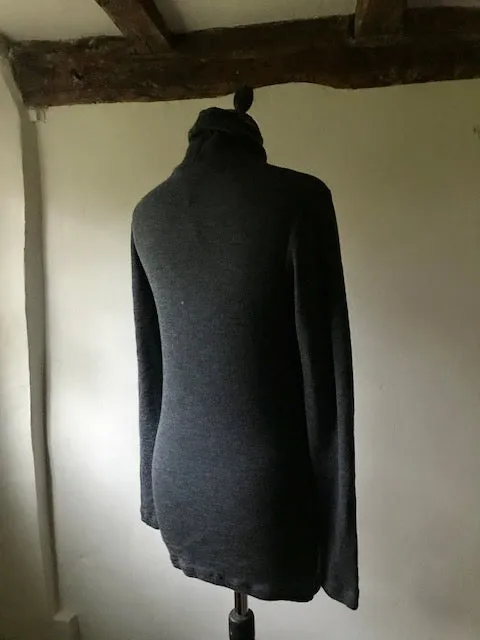 Merino Roll Neck Jumper