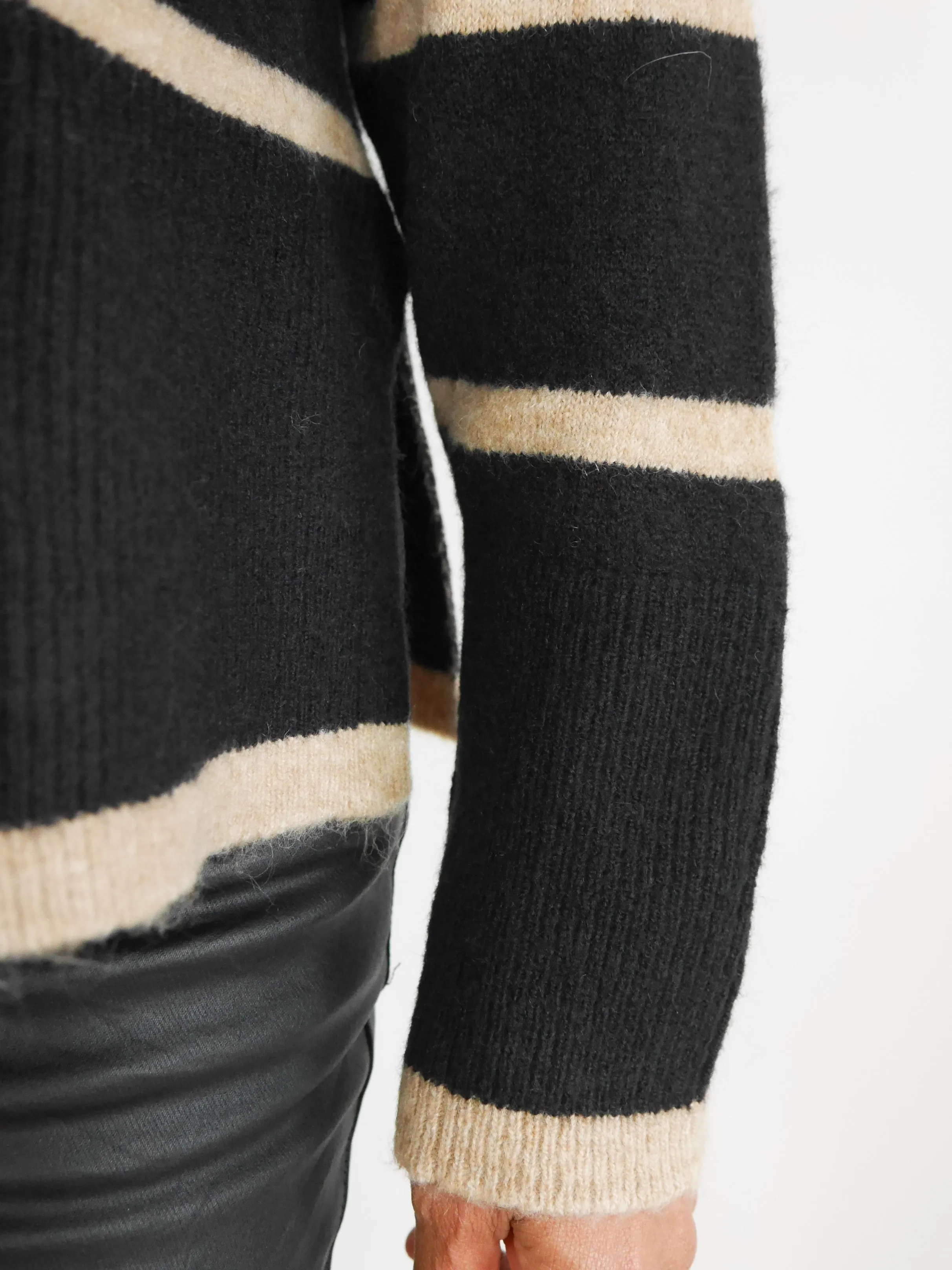 Penny Knit Black