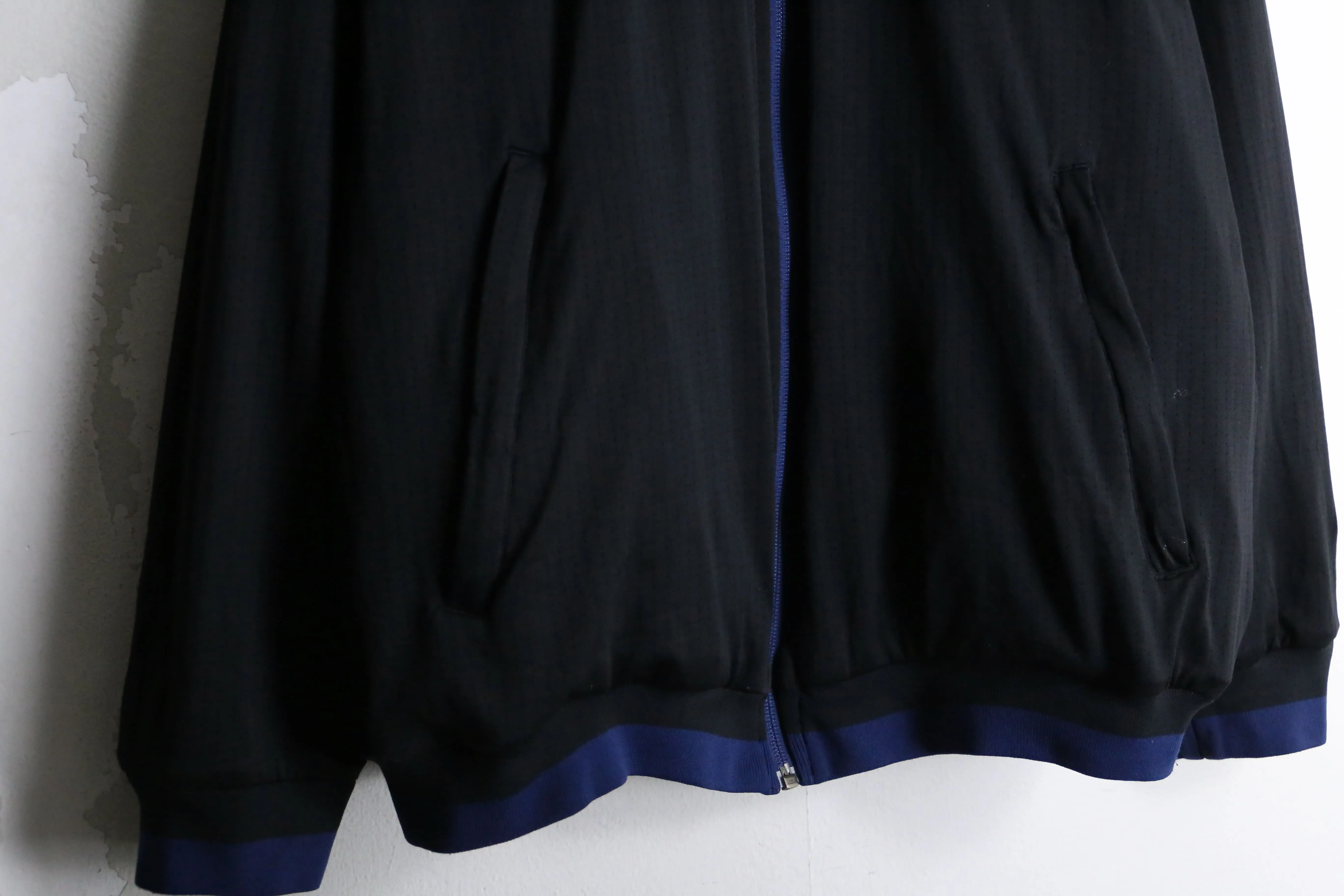 "DIADORA" blue × black reversible track jacket