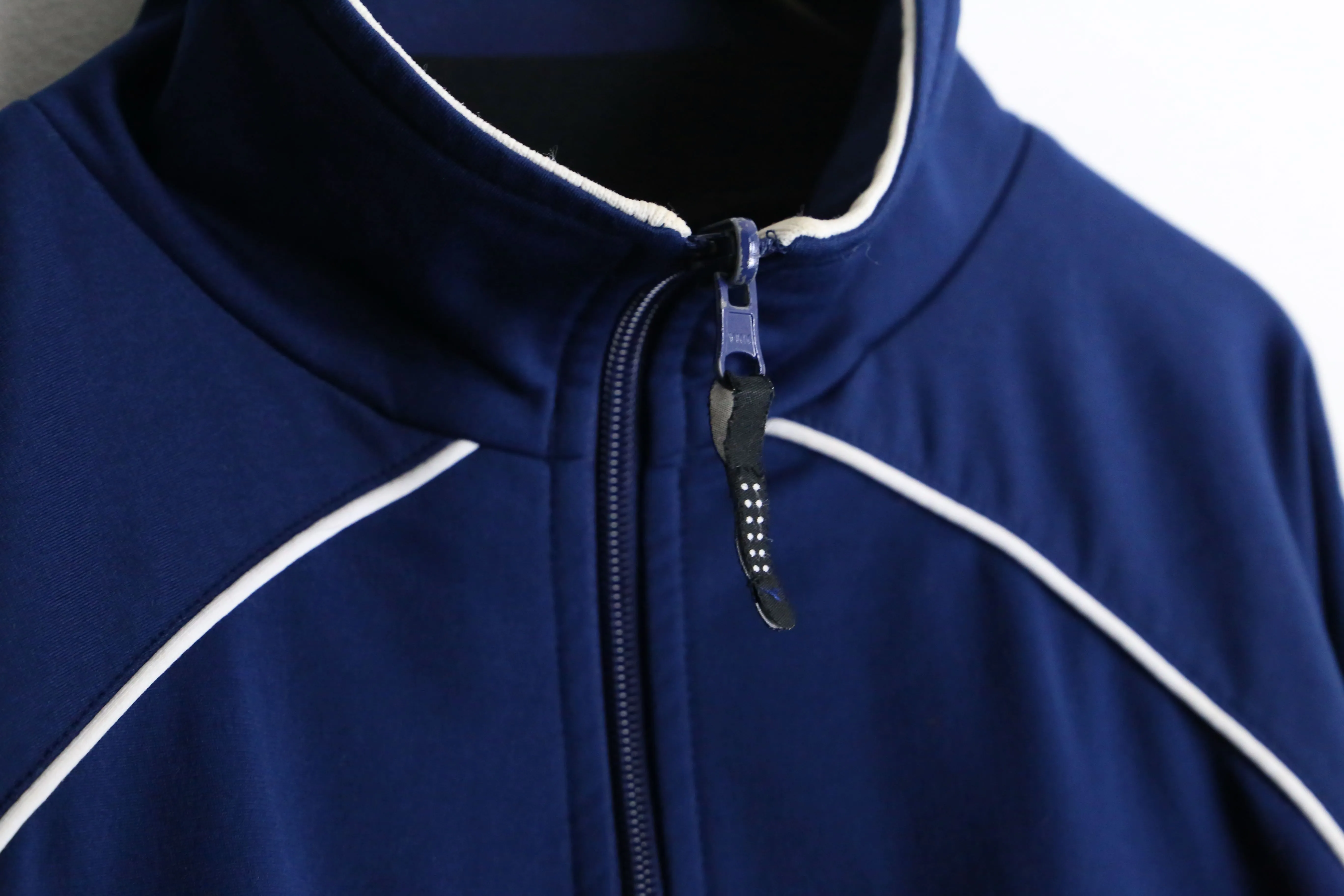 "DIADORA" blue × black reversible track jacket