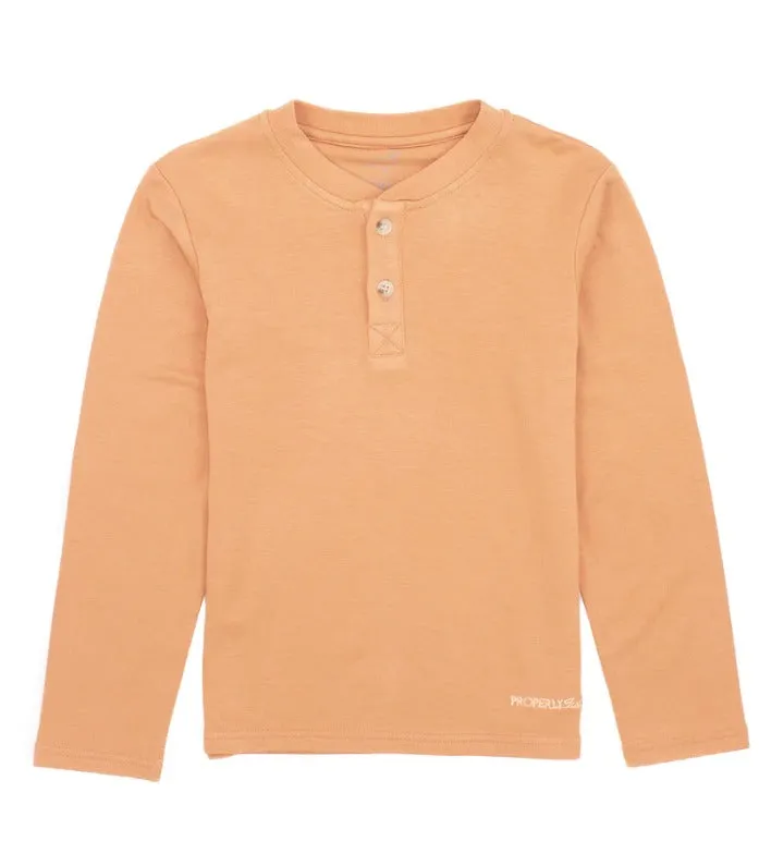 Shoreline Henley Long Sleeve Sandstone | Properly Tied