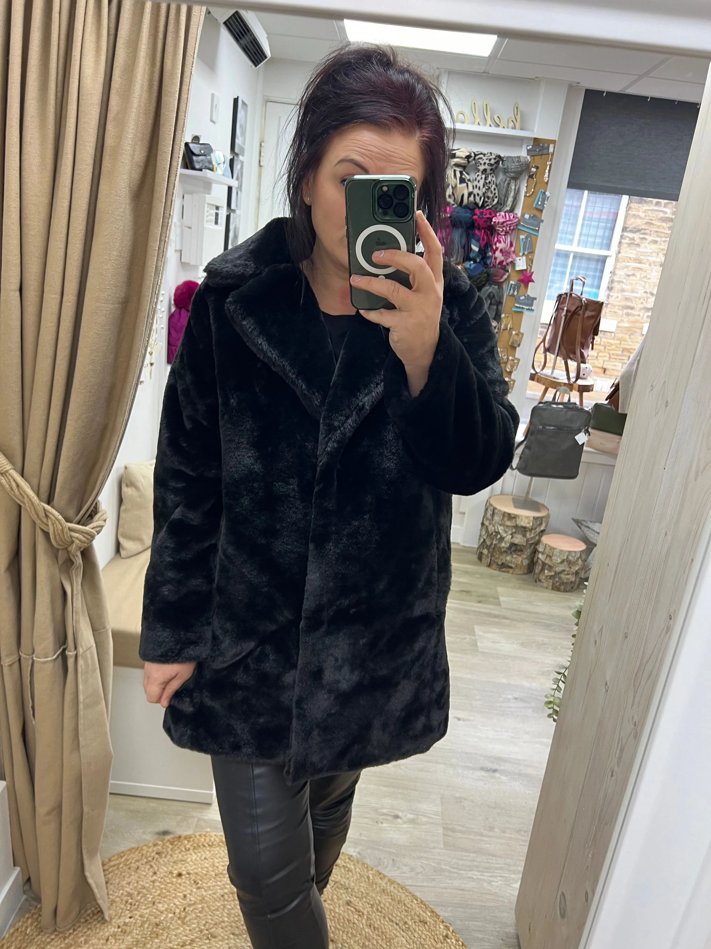 Short Faux Fur Coat - Black