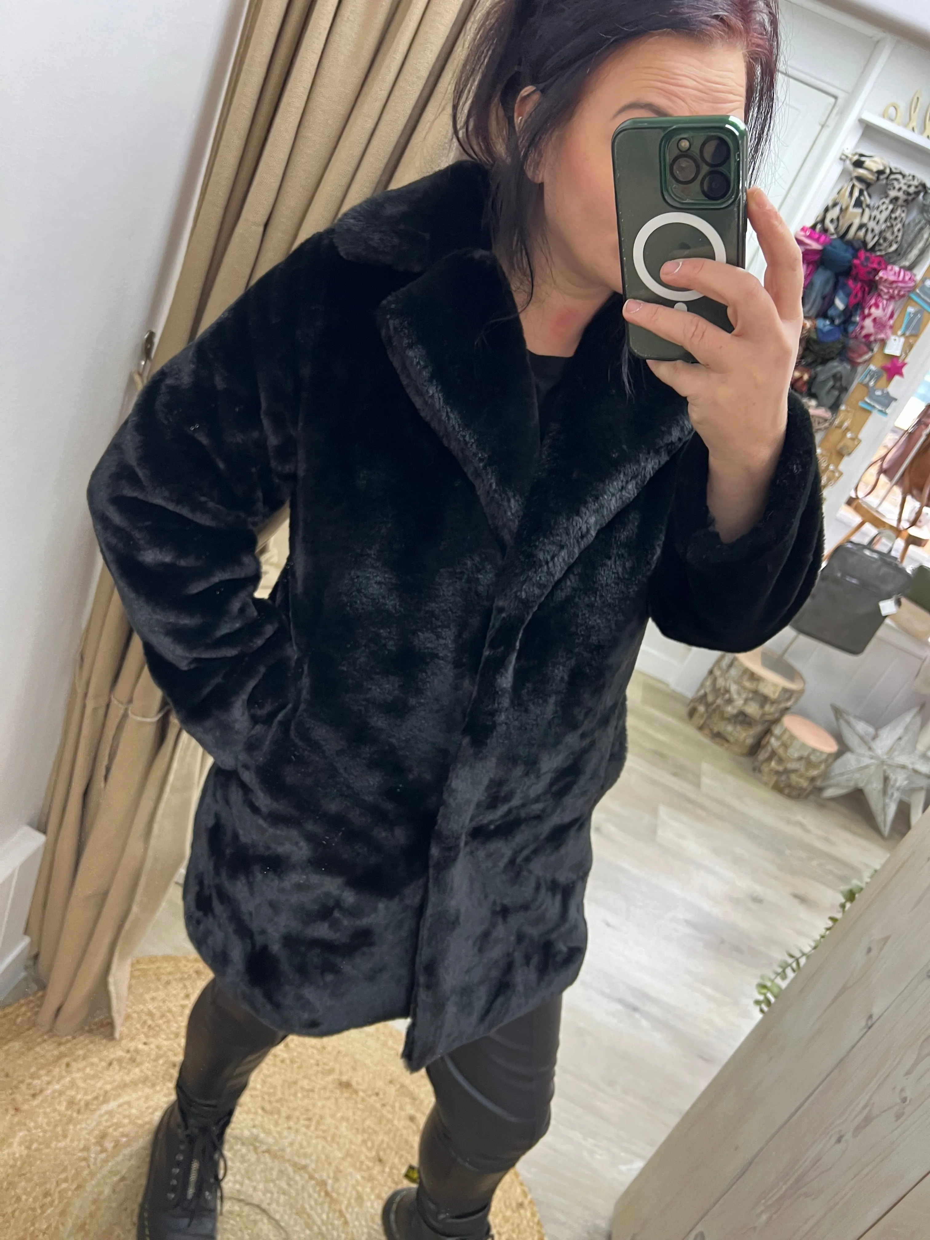 Short Faux Fur Coat - Black