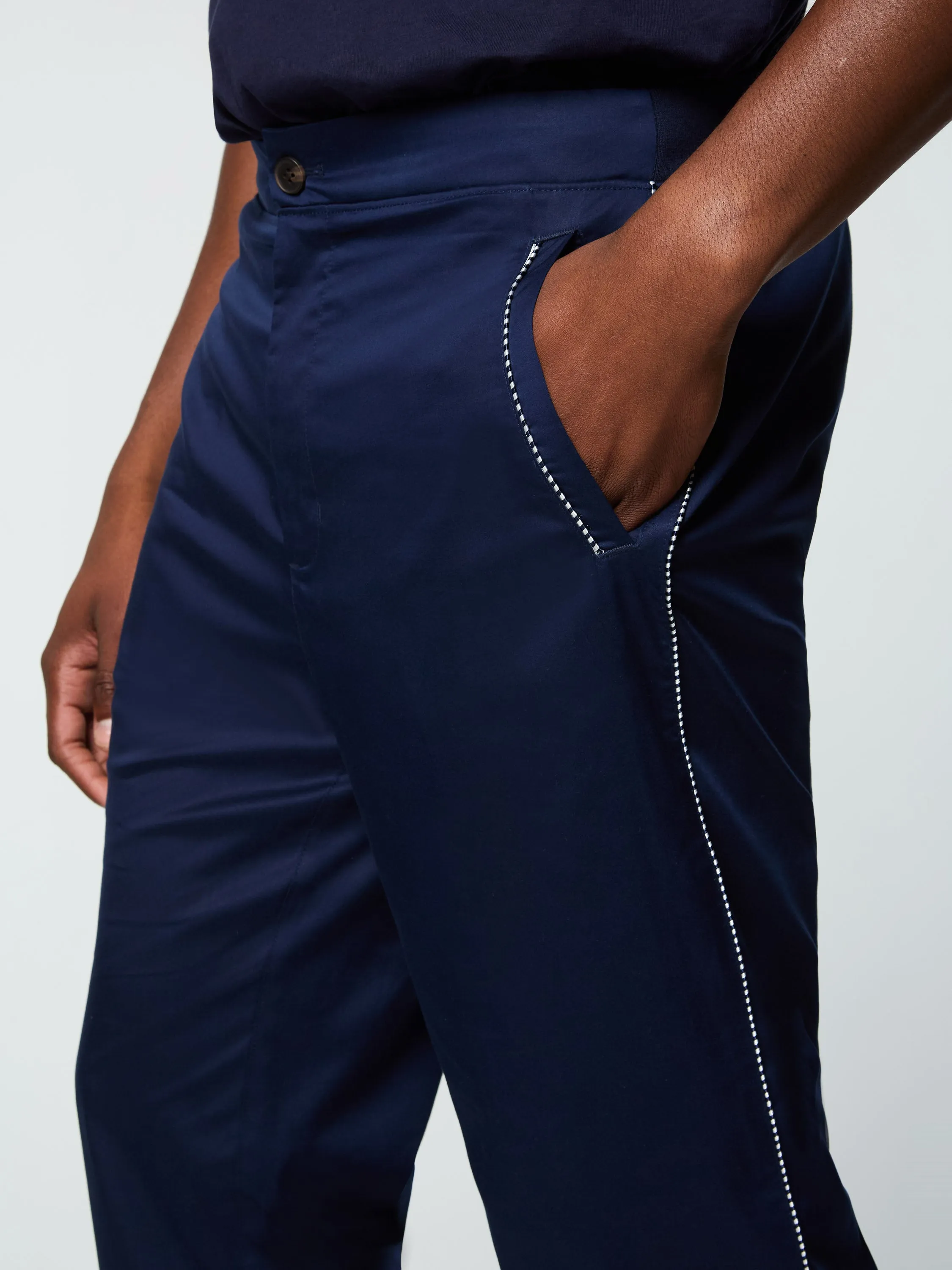 Suveniri Track Pant- Maritime Blue