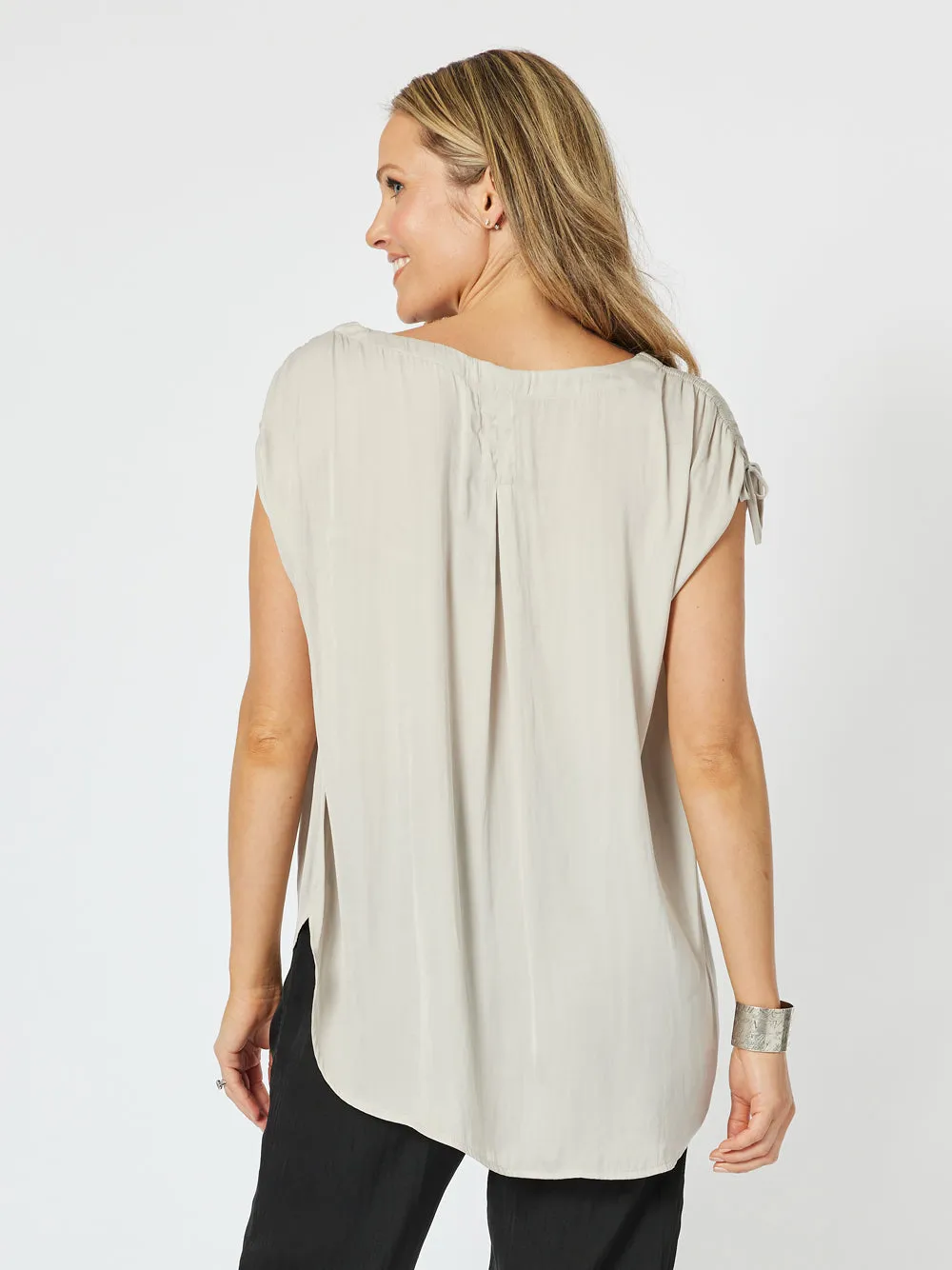 Traveller Luxe V Neck Top - Champagne