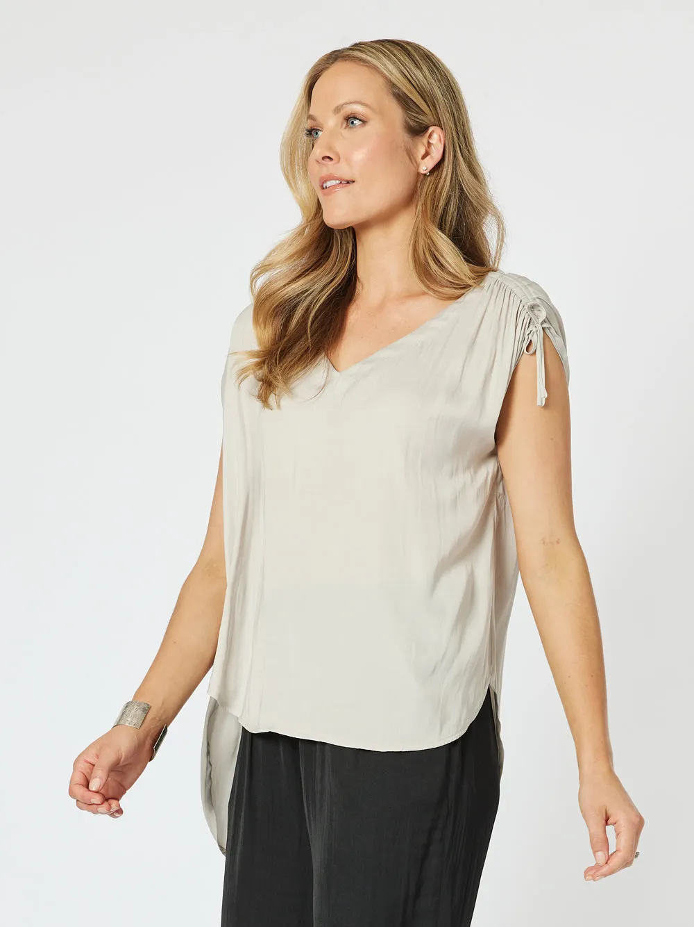 Traveller Luxe V Neck Top - Champagne