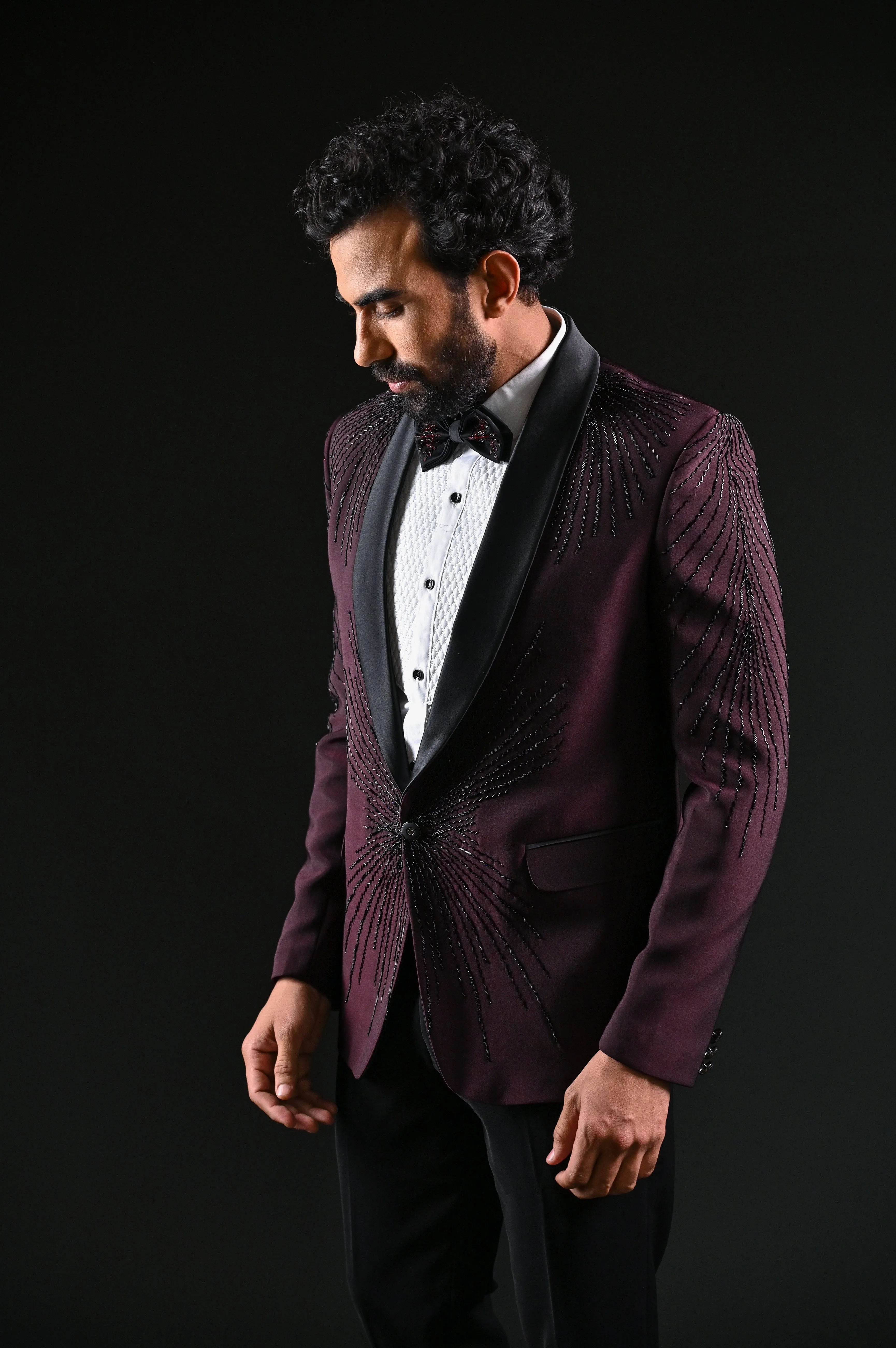 Wine Cutdana Work Wedding Tuxedo Suits for Men