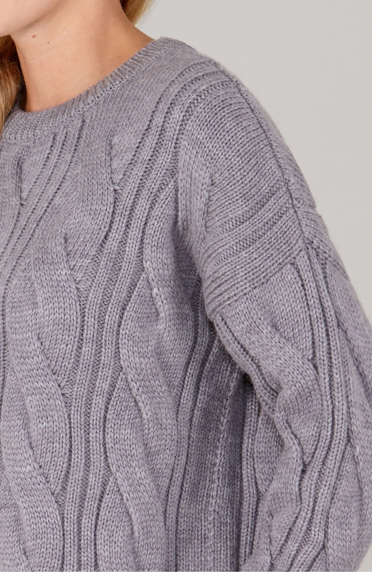 Womens Chunky Merino Wool Cable Jumper