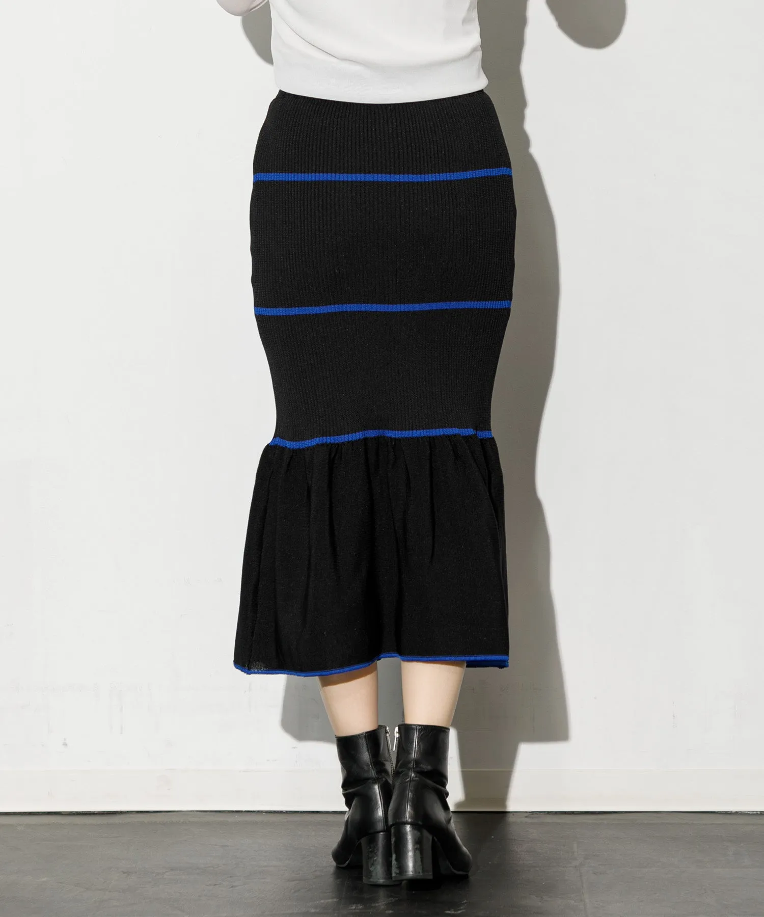 【WOMEN】TRICOTÉ MERMAID SKIRT